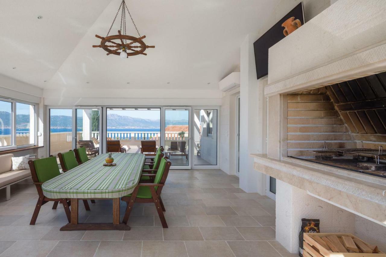 Апартаменты Secret Escape Penthouse Слатине Экстерьер фото
